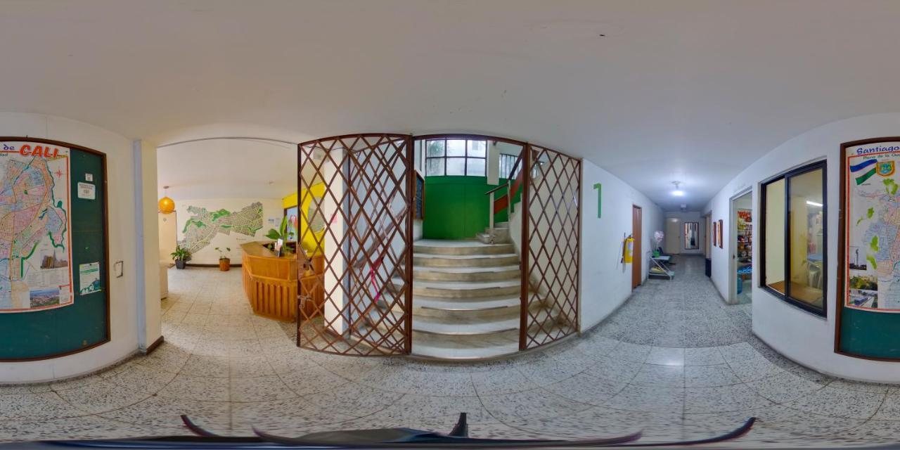 Roof Hostel Калі Екстер'єр фото