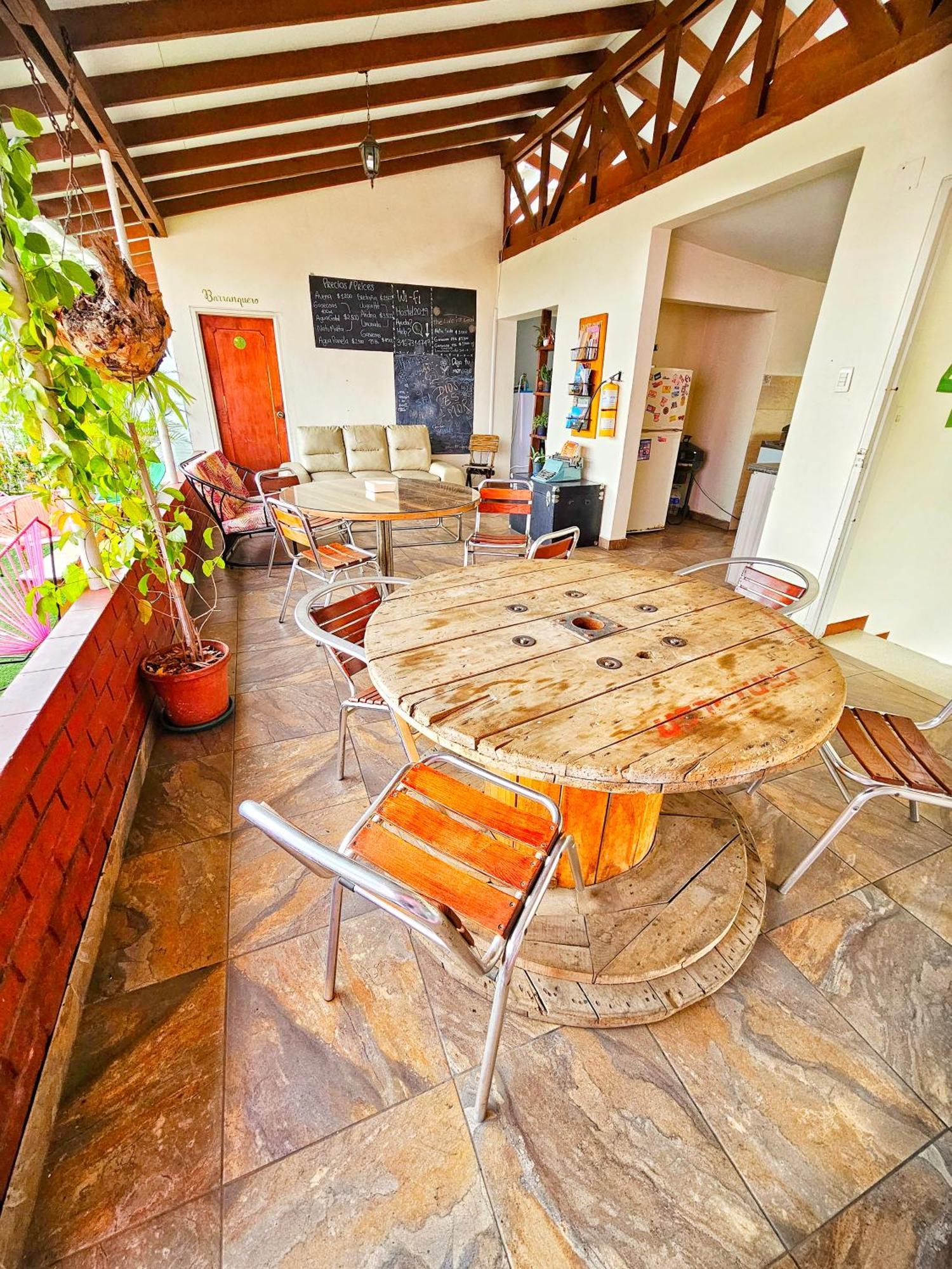 Roof Hostel Калі Екстер'єр фото