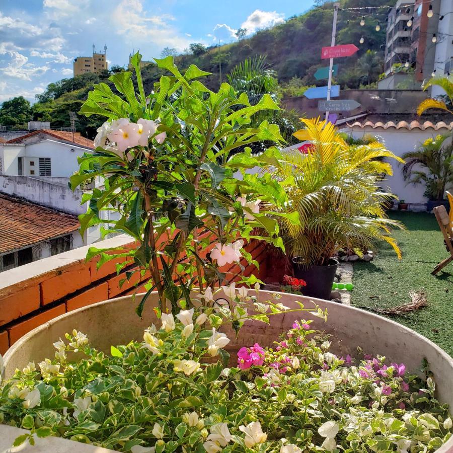 Roof Hostel Калі Екстер'єр фото